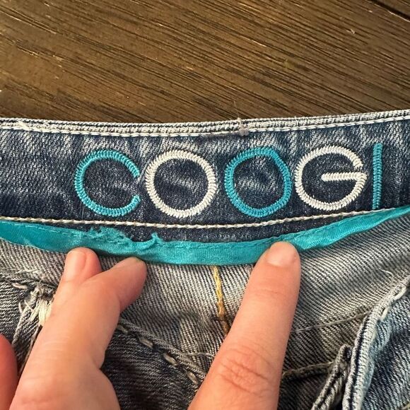 COOGI Womens Light Washed Midrise Straight‎ Jeans Embroidered Details sz 7/8 - Picture 6 of 12